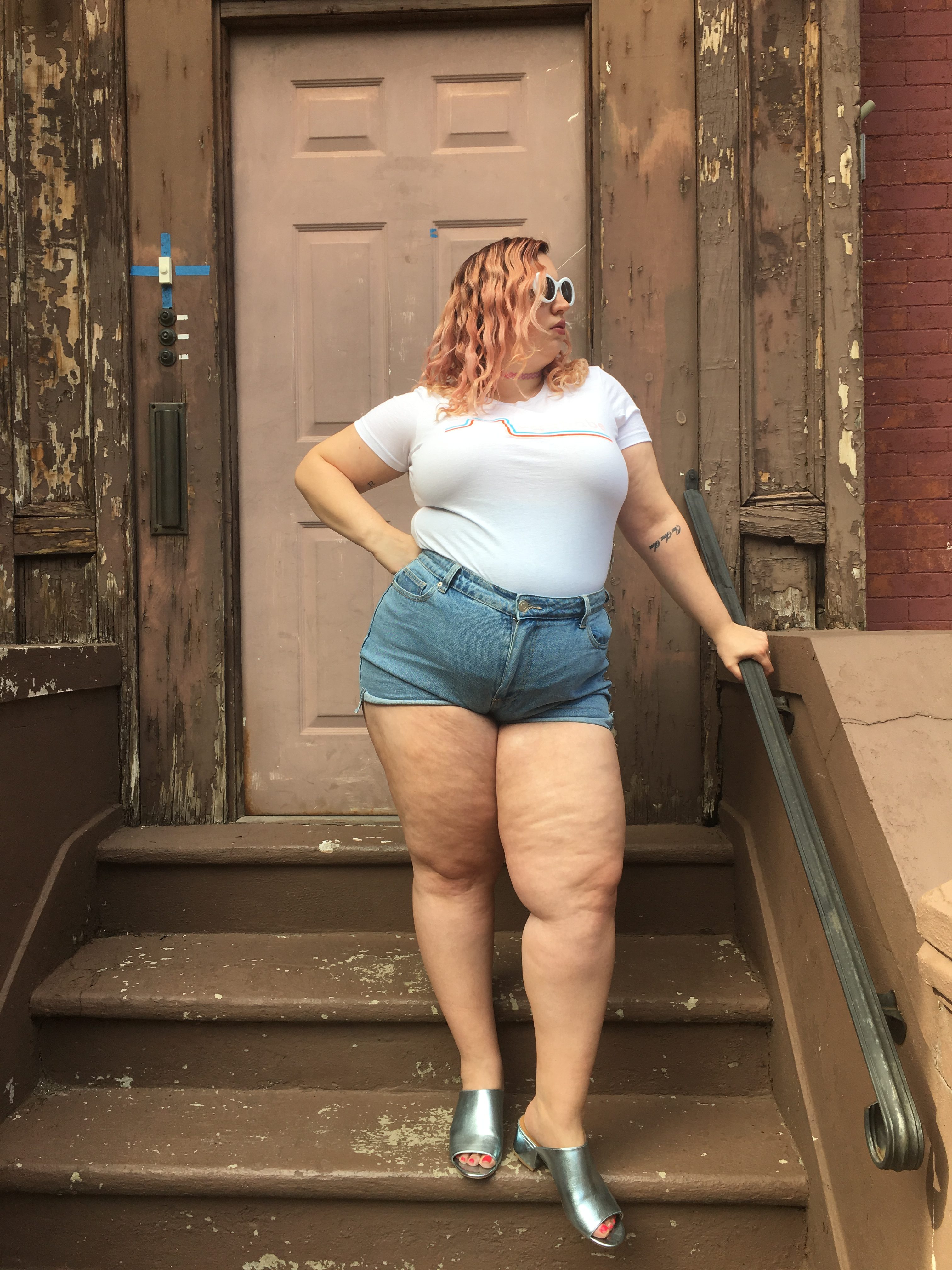 fat woman in short shorts